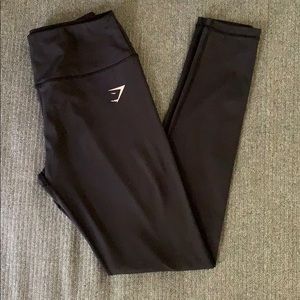 Small Gymshark leggings - New-like condition!